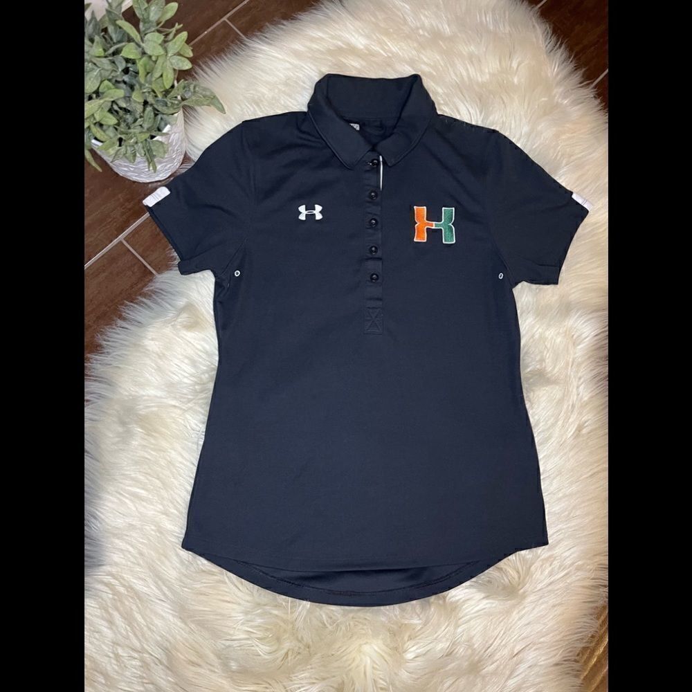 Under Armour semi fitted polo sz medium